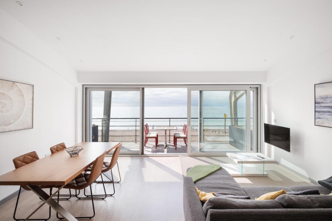 Lancing Beach Apartment. Exterior photo